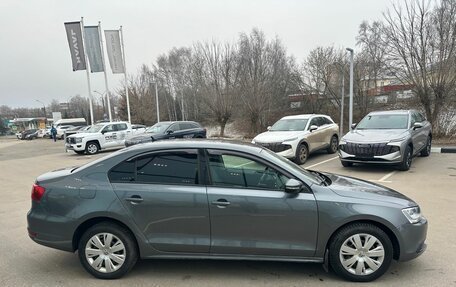 Volkswagen Jetta VI, 2011 год, 949 000 рублей, 4 фотография