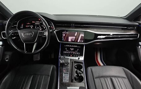 Audi A6, 2021 год, 4 100 000 рублей, 6 фотография