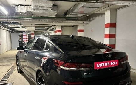 KIA Optima IV, 2018 год, 2 500 000 рублей, 5 фотография