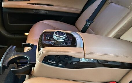 BMW 7 серия, 2013 год, 3 495 000 рублей, 16 фотография