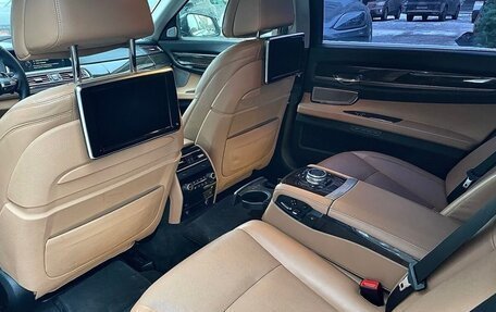 BMW 7 серия, 2013 год, 3 495 000 рублей, 15 фотография