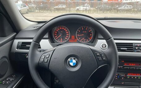 BMW 3 серия, 2006 год, 1 090 000 рублей, 9 фотография