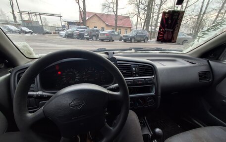 Nissan Primera II рестайлинг, 1996 год, 110 000 рублей, 4 фотография