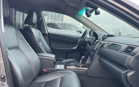 Toyota Camry, 2015 год, 25 фотография