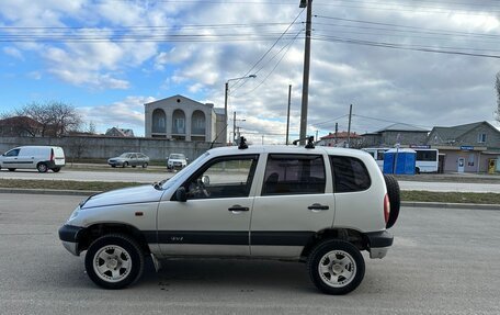 Chevrolet Niva I рестайлинг, 2004 год, 365 000 рублей, 2 фотография