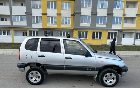 Chevrolet Niva I рестайлинг, 2004 год, 365 000 рублей, 5 фотография