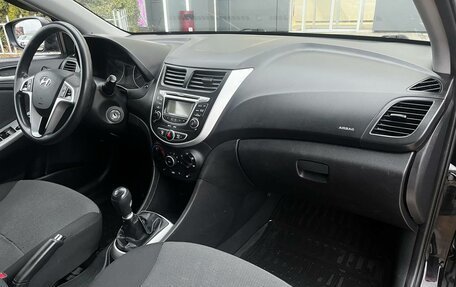 Hyundai Solaris II рестайлинг, 2011 год, 749 000 рублей, 10 фотография