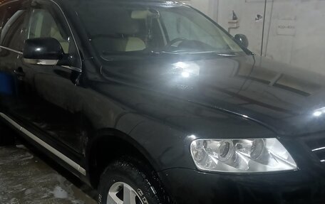 Volkswagen Touareg III, 2004 год, 820 000 рублей, 3 фотография