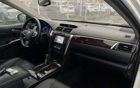 Toyota Camry, 2015 год, 2 055 000 рублей, 8 фотография