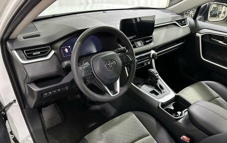 Toyota RAV4, 2024 год, 5 099 000 рублей, 19 фотография