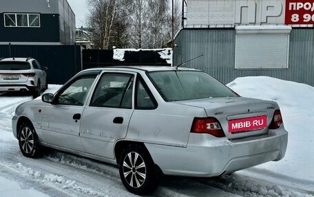 Daewoo Nexia I рестайлинг, 2010 год, 225 000 рублей, 5 фотография