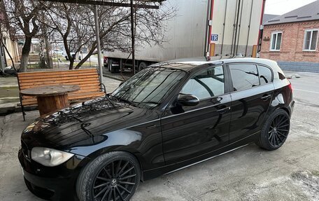 BMW 1 серия, 2006 год, 680 000 рублей, 2 фотография