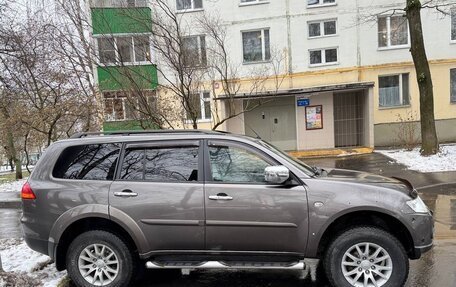 Mitsubishi Pajero Sport II рестайлинг, 2011 год, 1 500 000 рублей, 4 фотография