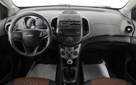 Chevrolet Aveo III, 2015 год, 750 000 рублей, 11 фотография