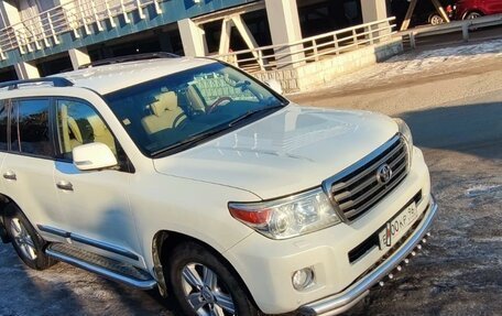 Toyota Land Cruiser 200, 2012 год, 3 400 000 рублей, 7 фотография