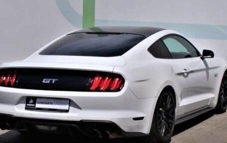 Ford Mustang VI рестайлинг, 2017 год, 4 100 000 рублей, 3 фотография