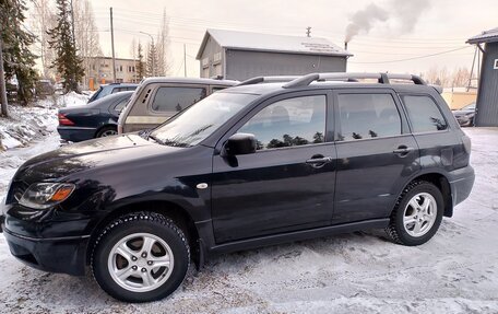 Mitsubishi Outlander III рестайлинг 3, 2004 год, 650 000 рублей, 2 фотография