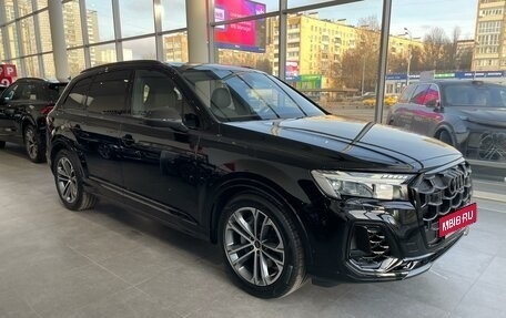 Audi Q7, 2024 год, 16 600 000 рублей, 3 фотография