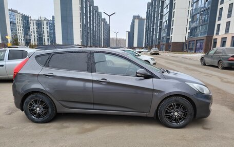 Hyundai Solaris II рестайлинг, 2012 год, 930 000 рублей, 3 фотография