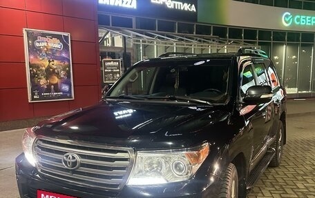 Toyota Land Cruiser 200, 2014 год, 4 050 000 рублей, 17 фотография