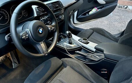 BMW 3 серия, 2018 год, 3 050 000 рублей, 19 фотография