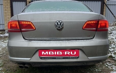 Volkswagen Passat B7, 2013 год, 1 350 000 рублей, 17 фотография