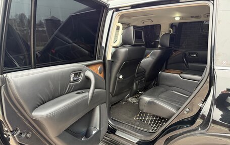 Infiniti QX56, 2011 год, 2 250 000 рублей, 10 фотография