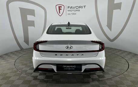 Hyundai Sonata VIII, 2020 год, 2 360 000 рублей, 3 фотография