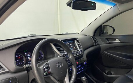 Hyundai Tucson III, 2018 год, 2 300 000 рублей, 9 фотография