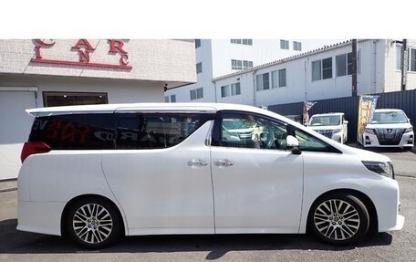 Toyota Alphard III, 2016 год, 3 150 000 рублей, 4 фотография