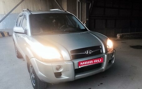 Hyundai Tucson III, 2008 год, 960 000 рублей, 12 фотография