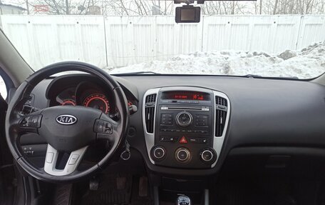 KIA cee'd I рестайлинг, 2011 год, 650 000 рублей, 22 фотография