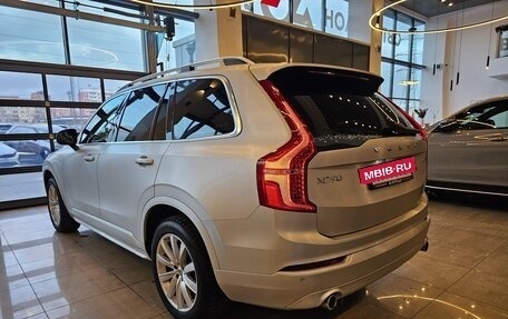 Volvo XC90 II рестайлинг, 2019 год, 4 190 000 рублей, 8 фотография