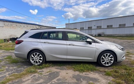 Opel Astra K, 2018 год, 1 100 000 рублей, 4 фотография