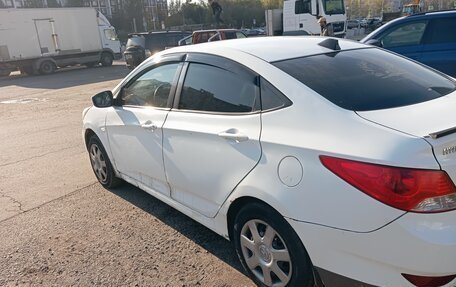 Hyundai Solaris II рестайлинг, 2013 год, 2 фотография