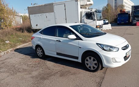 Hyundai Solaris II рестайлинг, 2013 год, 7 фотография