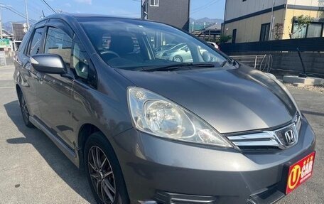 Honda Fit Shuttle I рестайлинг, 2012 год, 850 000 рублей, 2 фотография