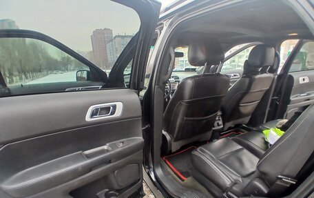 Ford Explorer VI, 2013 год, 2 150 000 рублей, 15 фотография