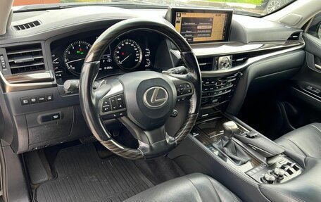 Lexus LX III, 2018 год, 9 500 000 рублей, 32 фотография