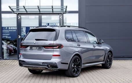 BMW X7, 2024 год, 2 фотография