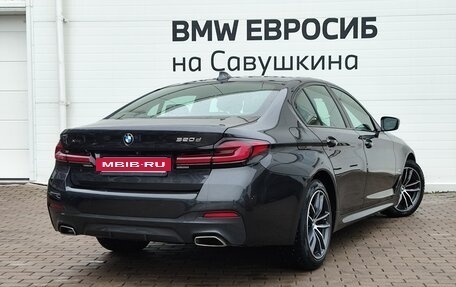 BMW 5 серия, 2020 год, 5 200 000 рублей, 2 фотография