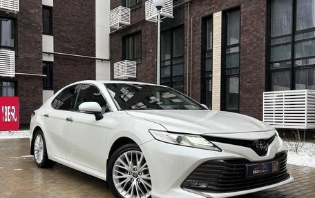 Toyota Camry, 2019 год, 4 000 000 рублей, 4 фотография