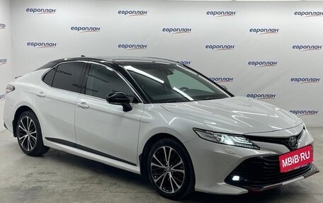 Toyota Camry, 2020 год, 3 100 000 рублей, 2 фотография