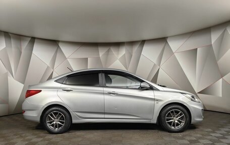 Hyundai Solaris II рестайлинг, 2011 год, 747 000 рублей, 6 фотография