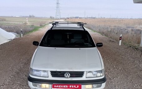 Volkswagen Passat B4, 1995 год, 300 000 рублей, 2 фотография