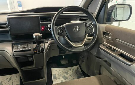 Honda Stepwgn IV, 2015 год, 2 149 000 рублей, 15 фотография