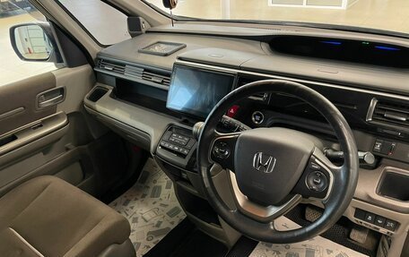 Honda Stepwgn IV, 2015 год, 2 149 000 рублей, 11 фотография