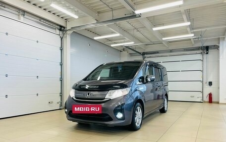 Honda Stepwgn IV, 2015 год, 2 149 000 рублей, 2 фотография