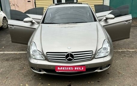 Mercedes-Benz CLS, 2005 год, 999 999 рублей, 3 фотография