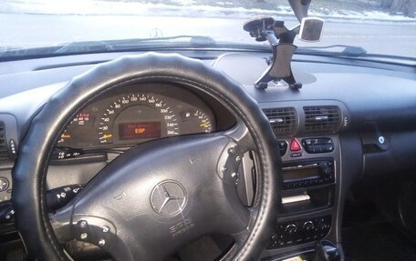 Mercedes-Benz C-Класс, 2003 год, 750 000 рублей, 6 фотография